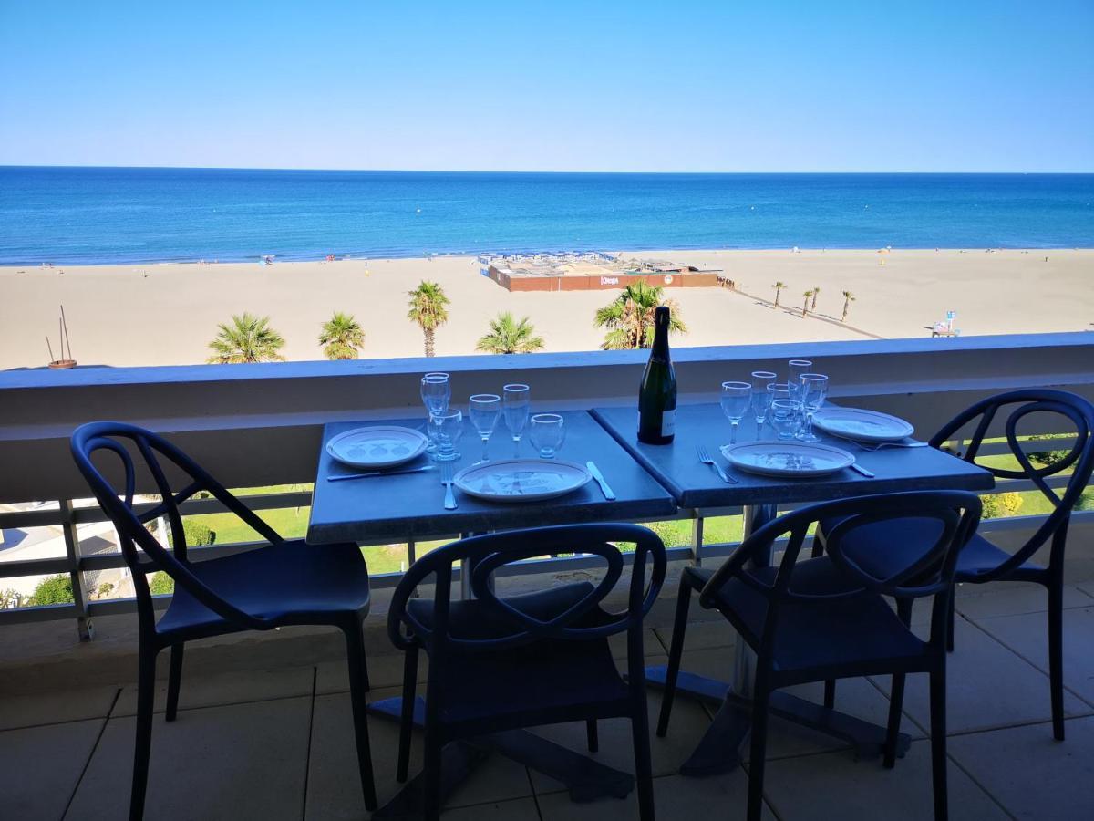20 M2 De Terrasse Face A La A En Roussillon *